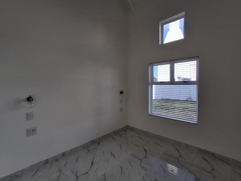 2 Bedroom Property for Sale in Lampiesbaai Western Cape